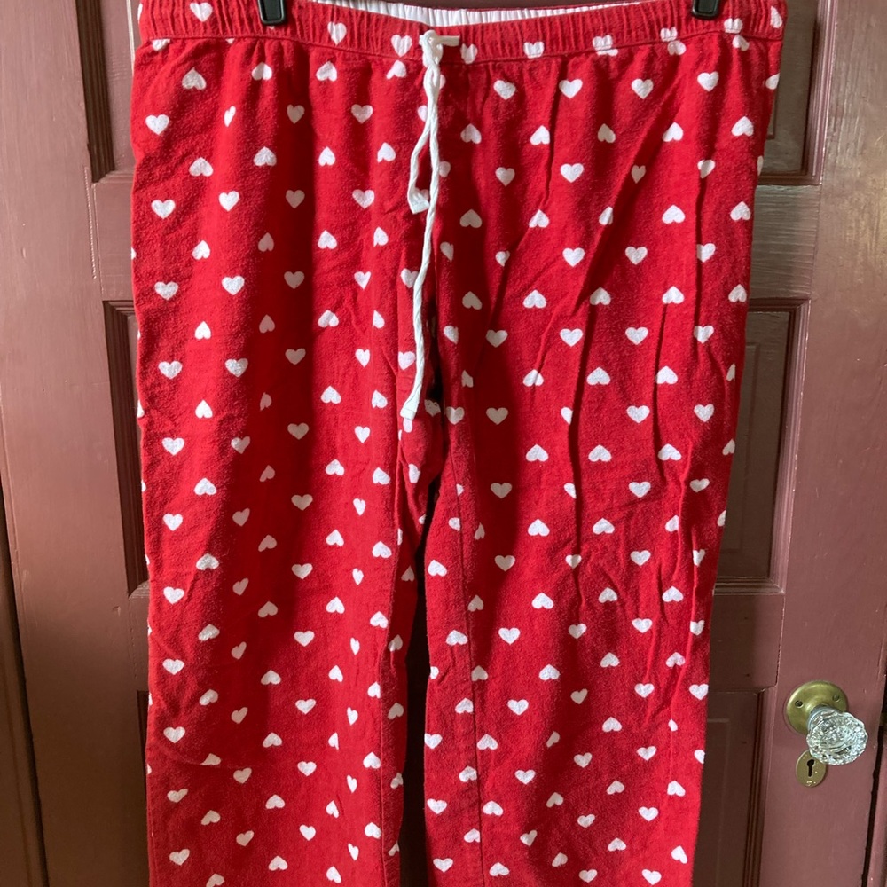 Bump in the Night Maternity pajama pants with Hearts